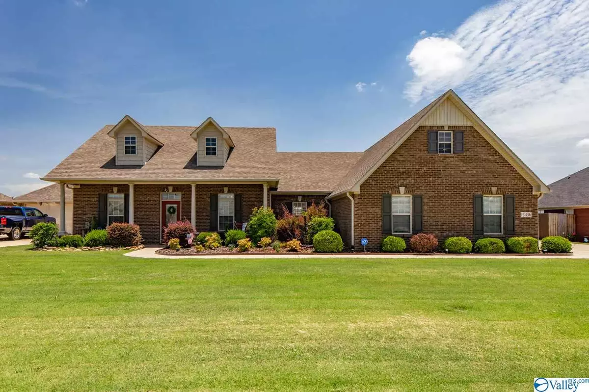 Athens, AL 35613,13436 Summerfield Drive