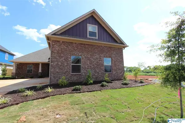 24315 Beacon Circle, Athens, AL 35613