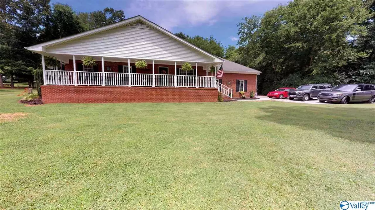 Athens, AL 35614,18096 Elk Estates Road