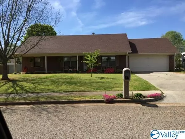 102 Fernglen Circle, Meridianville, AL 35759