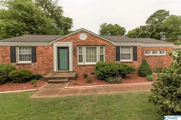 604 Drummond Road, Huntsville, AL 35802