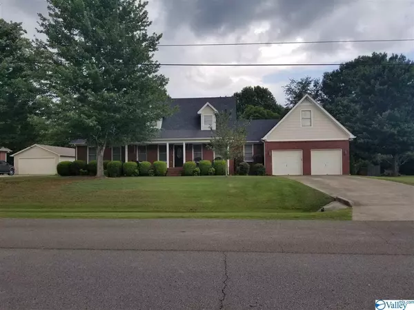 126 Singletree Drive, Hazel Green, AL 35750