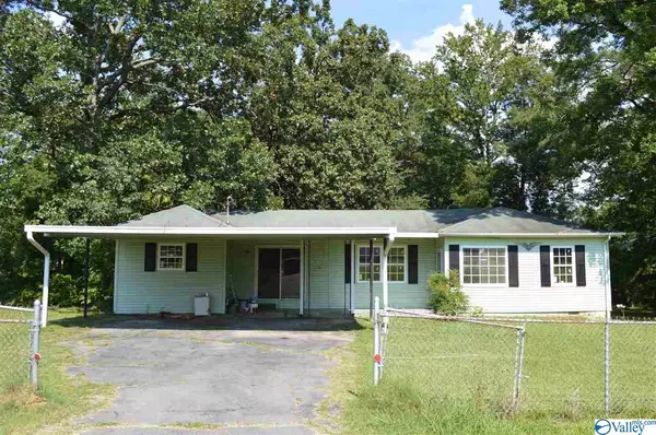 316 Wood Avenue SE, Attalla, AL 35954