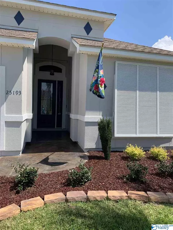 Orange Beach, AL 36561,25193 Windward Place