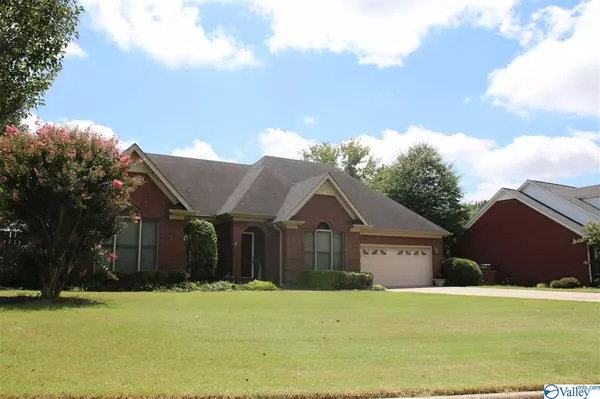 Hartselle, AL 35640,1606 Berrivine Drive