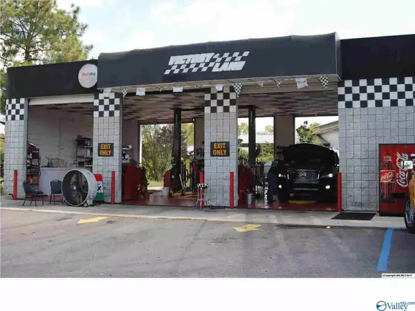 6573 A SE US Hwy 431, Hampton Cove, AL 35763