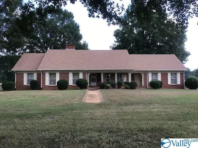 Moulton, AL 35650,17096 County Road 460