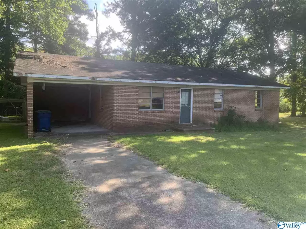 Arab, AL 35016,814 Colonial Drive