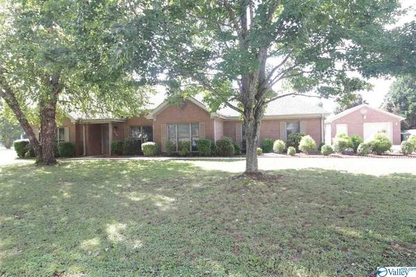 200 Dove Hollow Drive, Meridianville, AL 35759