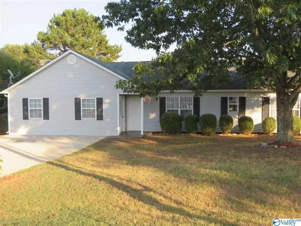 Toney, AL 35773,112 Briarbush Court