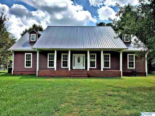 745 Gandys Cove Road, Falkville, AL 35622