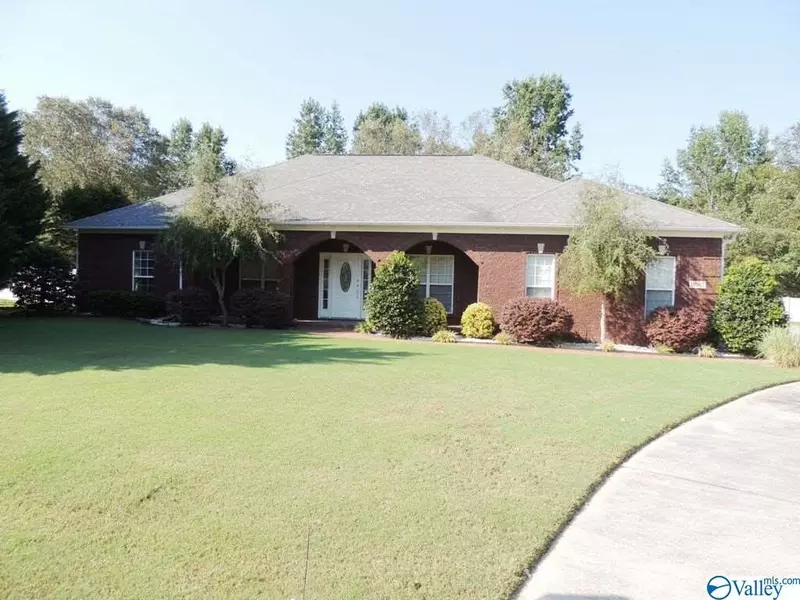 18967 Wentworth Drive, Athens, AL 35613