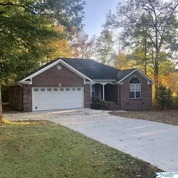 Arab, AL 35016,406 Sandstone Drive SE