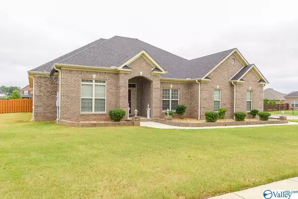 301 Dans Crossing, Madison, AL 35757