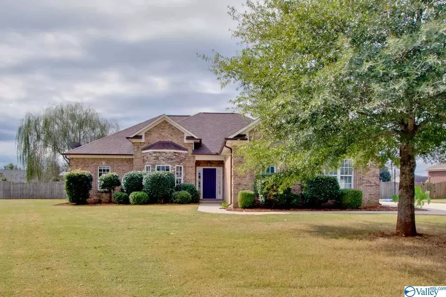 124 Laurel Bend Drive, Meridianville, AL 35759