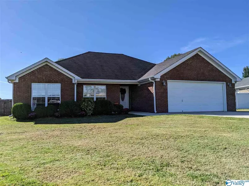 27806 Trotters Lane, Athens, AL 35613