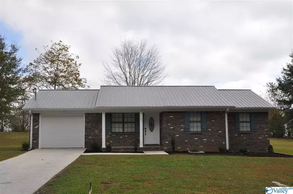 71 Sunset Circle, Arab, AL 35016