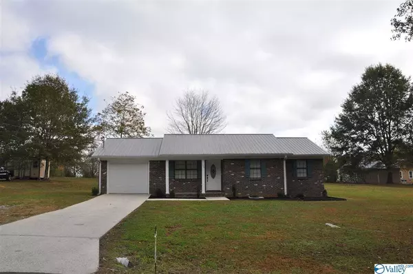 Arab, AL 35016,71 Sunset Circle