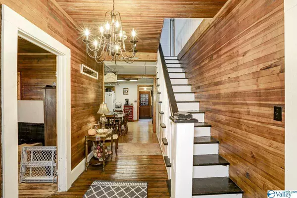 Dellrose, TN 38453,27 Bee Spring Road