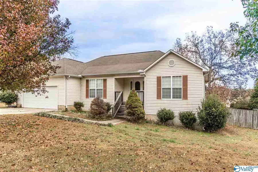 58 Oneal Lane, Guntersville, AL 35976