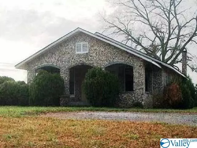 2480 Lookout Street, Sand Rock, AL 35983