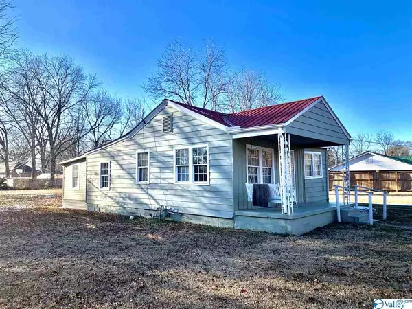 Hartselle, AL 35640,1223 Brindley Street