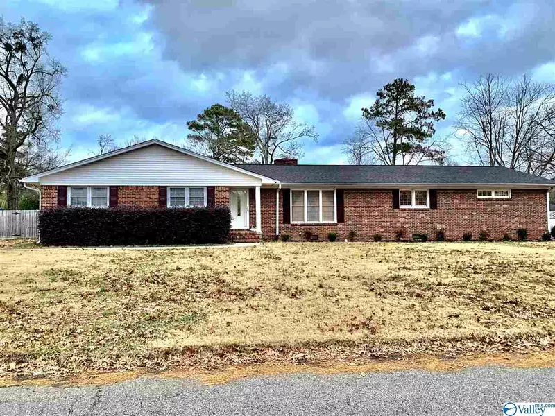 1100 Jackson Drive, Athens, AL 35611