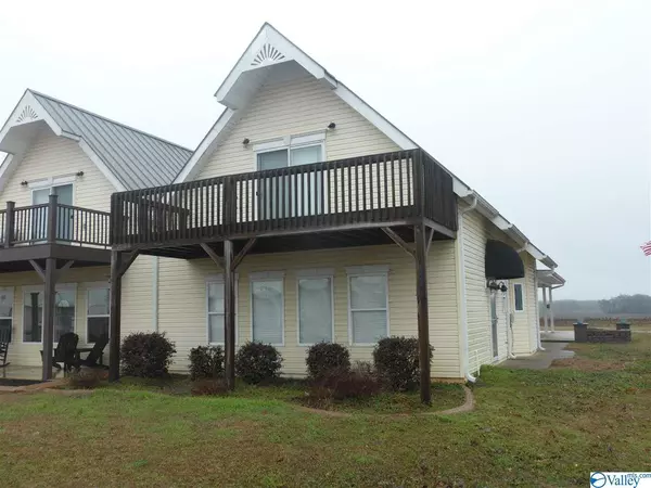 5457 Bay Village Drive #A1, Athens, AL 35611