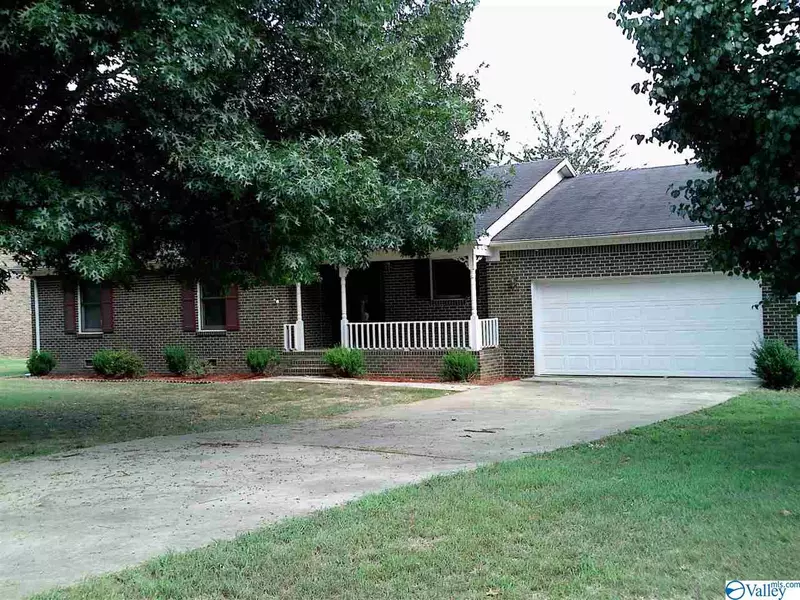 120 Pattiwood Drive, Hazel Green, AL 35750