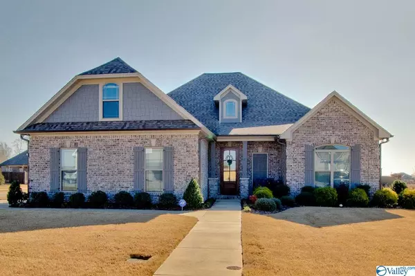 24279 Beacon Circle, Athens, AL 35613