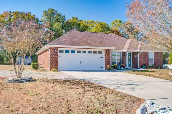 Harvest, AL 35749,206 Day Lily Drive