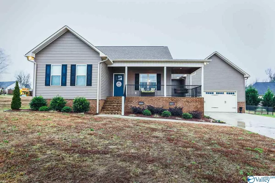 148 Thomason Road, Albertville, AL 35951