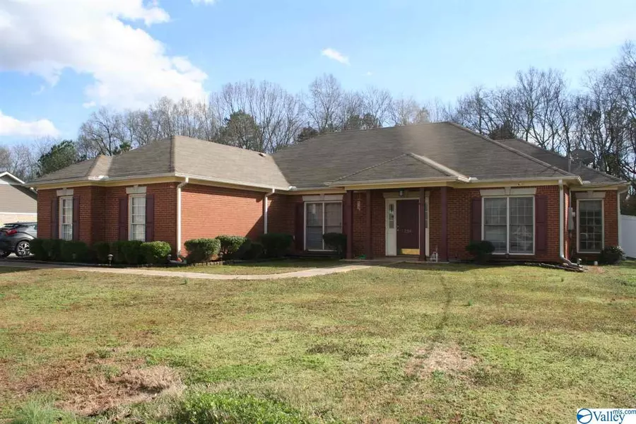 124 Pinckney Road, Harvest, AL 35749