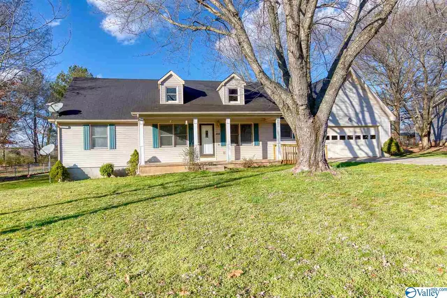 458 Comet Drive, Toney, AL 35773