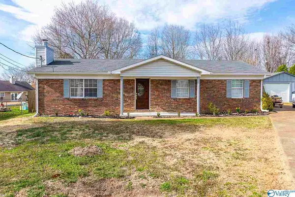 2504 SW Hermosa Circle, Huntsville, AL 35803