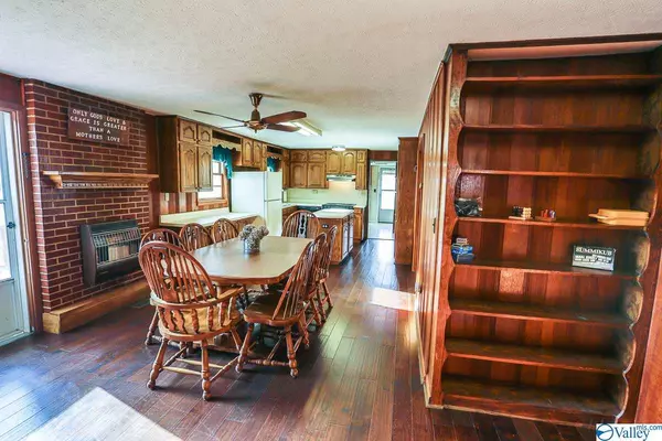 Albertville, AL 35950,1204 Hyatt Street