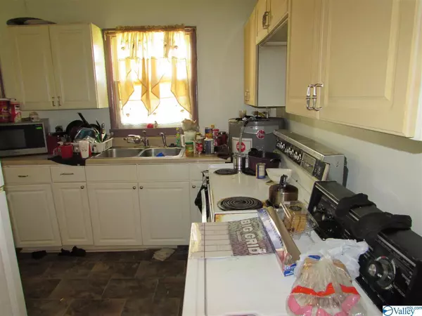 Huntsville, AL 35805,2603 Lowry Street NW