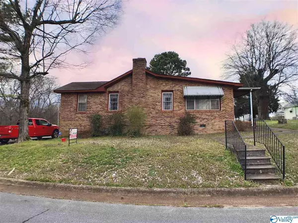 608 Campbell Street, Florence, AL 35630