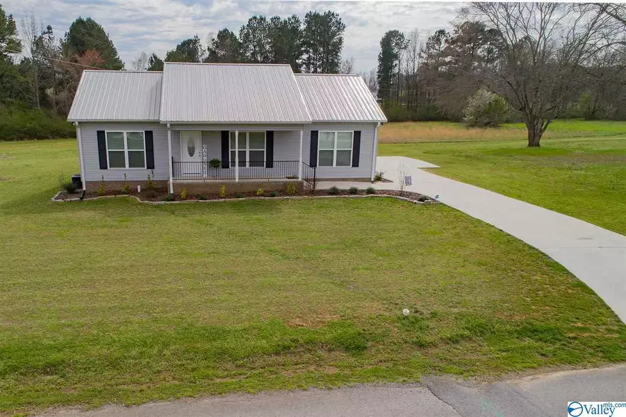 780 Hopewell Drive NE, Hanceville, AL 35077