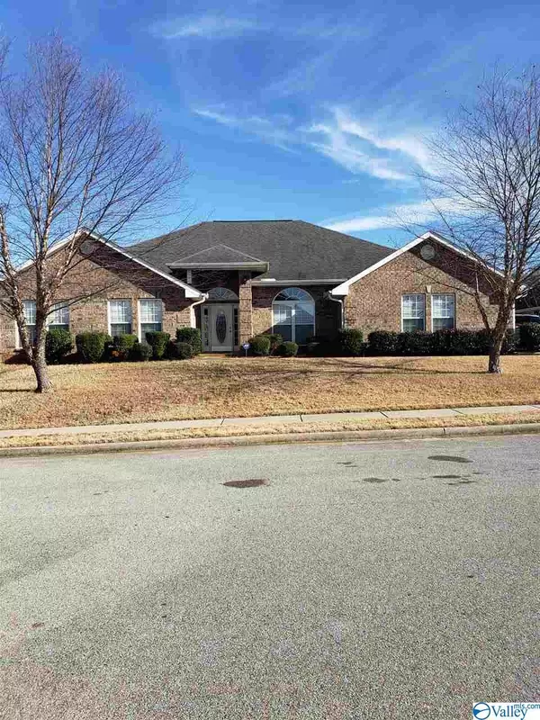 103 Lazy River Court, Harvest, AL 35749