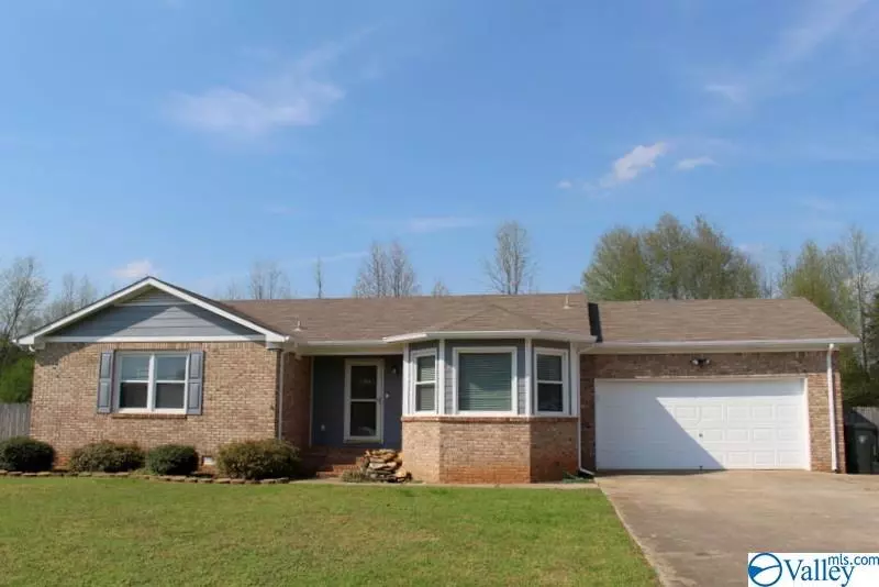 105 Mandy Drive, Hazel Green, AL 35750