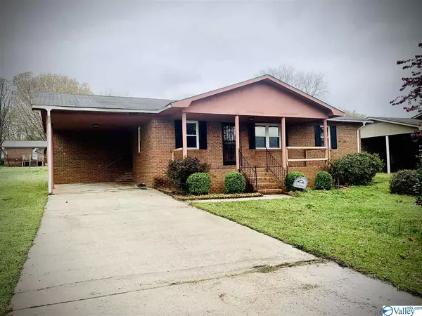 1111 James Avenue, Courtland, AL 35618