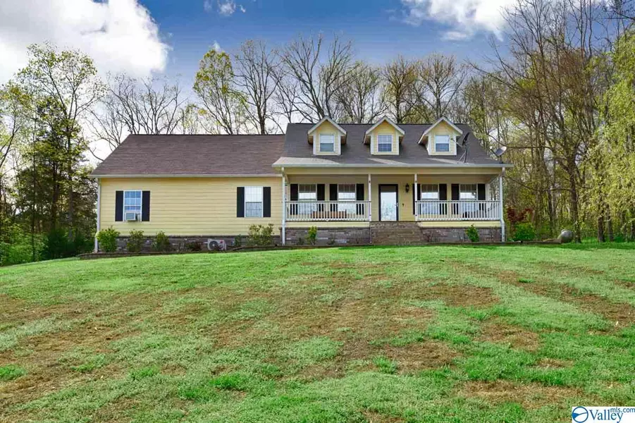 1810 Bee Spring Road, Dellrose, TN 38453