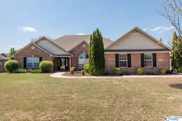 13643 Summerfield Drive, Athens, AL 35613