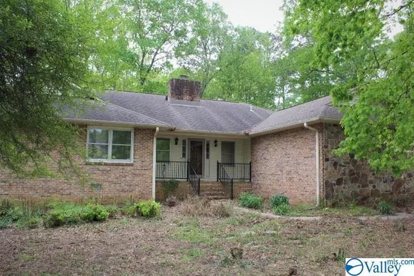 Arab, AL 35016,1888 Martha Lane NE