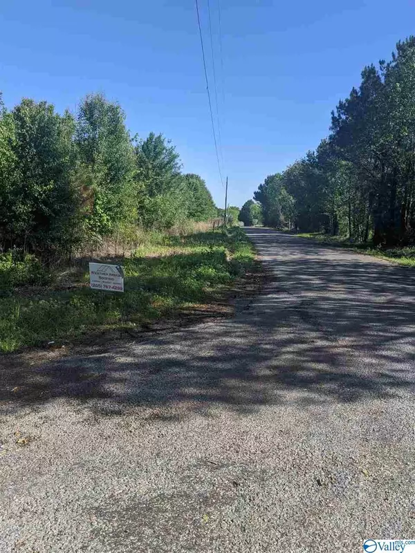 Boaz, AL 35956,795 Wren Road