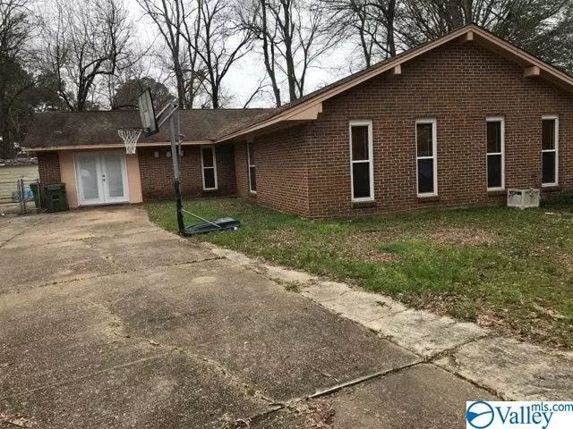 Montgomery, AL 36116,3308 Dorchester Drive