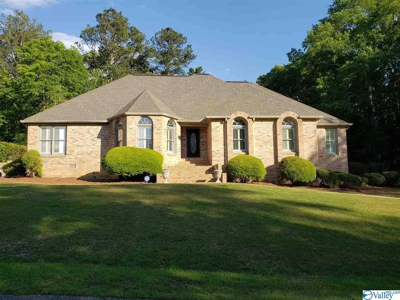 2221 Western Hills Drive W, Southside, AL 35907