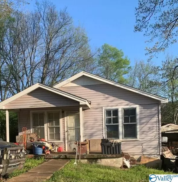 3002 Cole Avenue, Florence, AL 35630