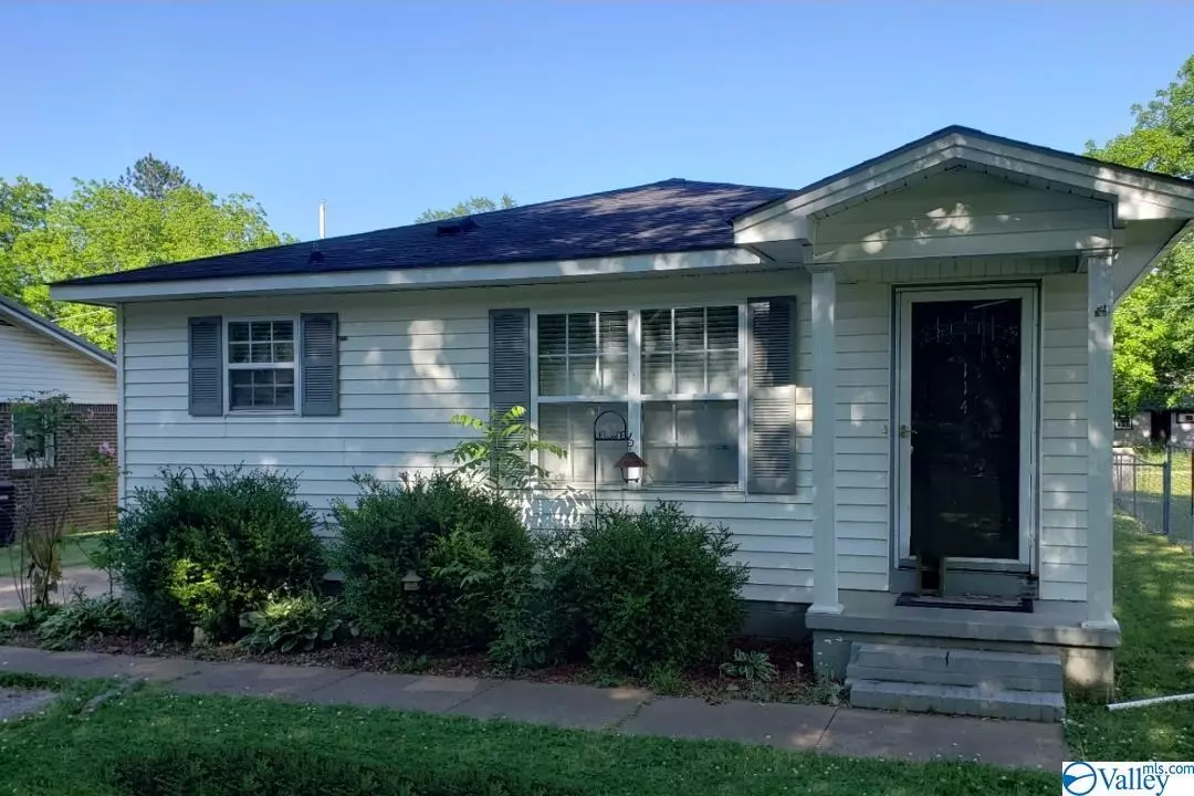 Decatur, AL 35601,114 8th Avenue